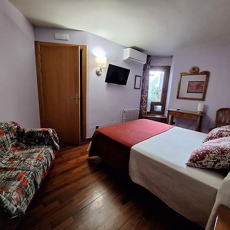 Hotel Aragueells Benasque Bagian luar foto