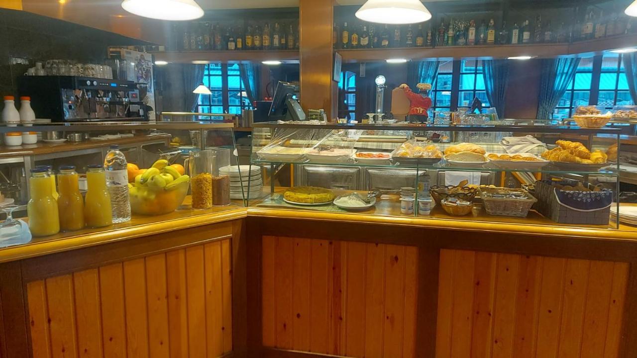 Hotel Aragueells Benasque Bagian luar foto