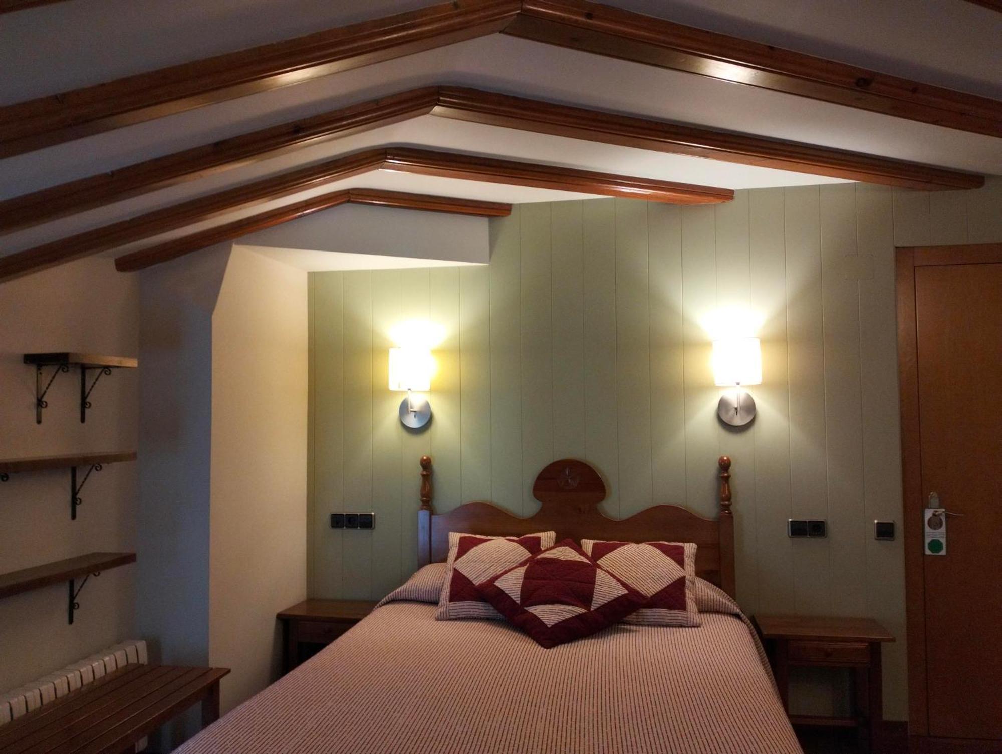 Hotel Aragueells Benasque Bagian luar foto