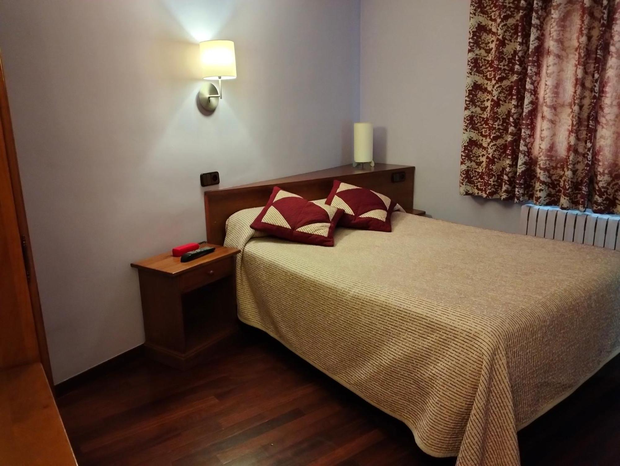 Hotel Aragueells Benasque Bagian luar foto