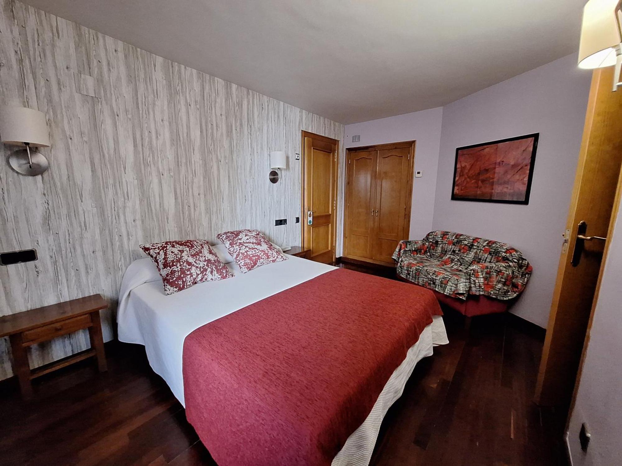Hotel Aragueells Benasque Bagian luar foto